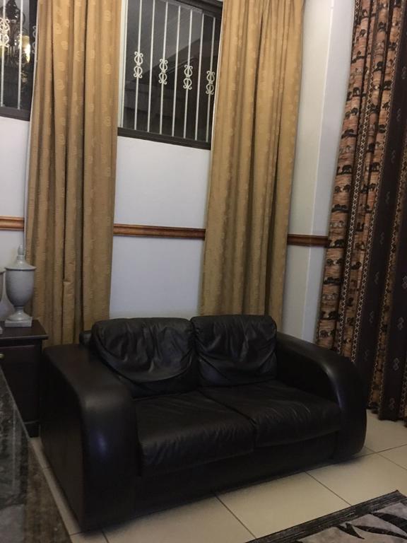 Tassili Lodge Kempton Park Extérieur photo