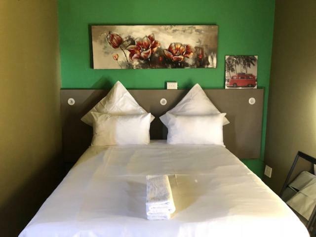 Tassili Lodge Kempton Park Extérieur photo